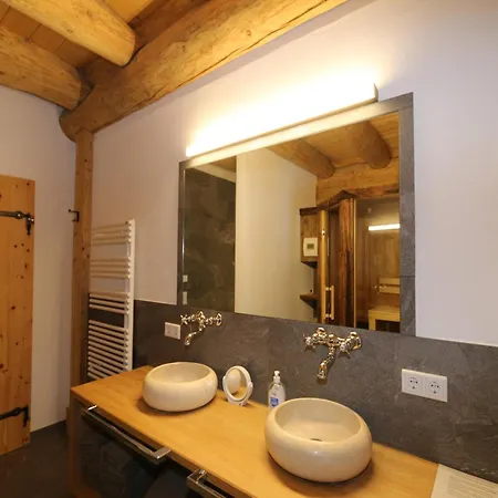 In Wildkogel With Ski-in Ski-out, Cleaning Included