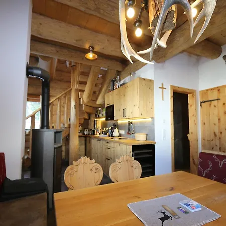 The Jagahuette - Wellness On The Piste, Cleaning Included Holiday home