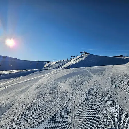 In Wildkogel With Ski-in Ski-out, Cleaning Included *