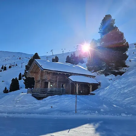 In Wildkogel With Ski-in Ski-out, Cleaning Included