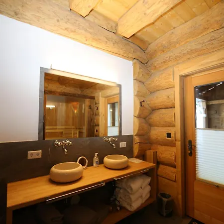 Holiday home In Wildkogel With Ski-in Ski-out, Cleaning Included Bramberg am Wildkogel